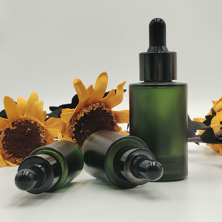 Cosmetic Matte Frosted Green Glass Bottles 5ml 10ml 20ml 30ml Flat Shoulders Dropper Cap for Serum and Skin Essential Oil