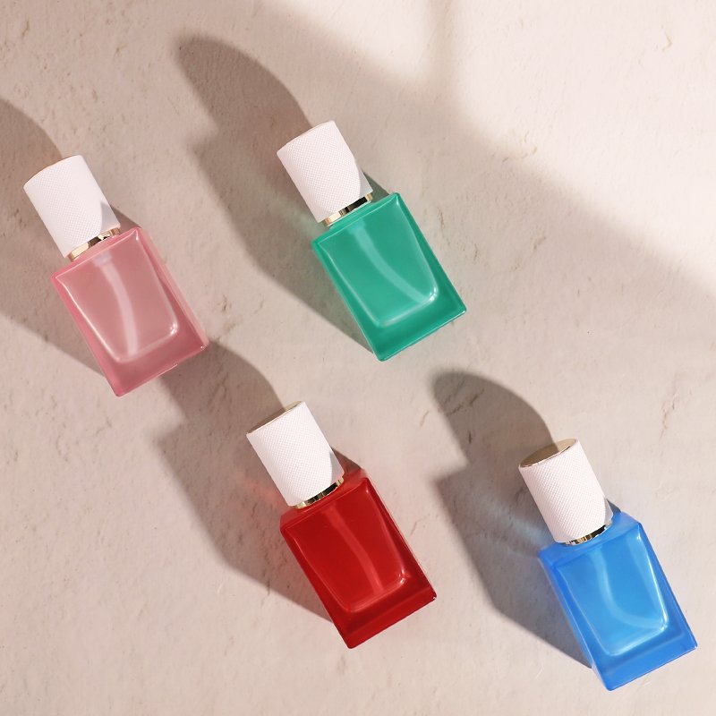 Factory custom 30ml square thick powder bottom liquid glass bottle emulsion bottle cosmetics packaging bottle