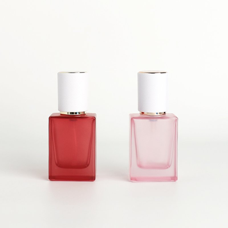 Factory custom 30ml square thick powder bottom liquid glass bottle emulsion bottle cosmetics packaging bottle