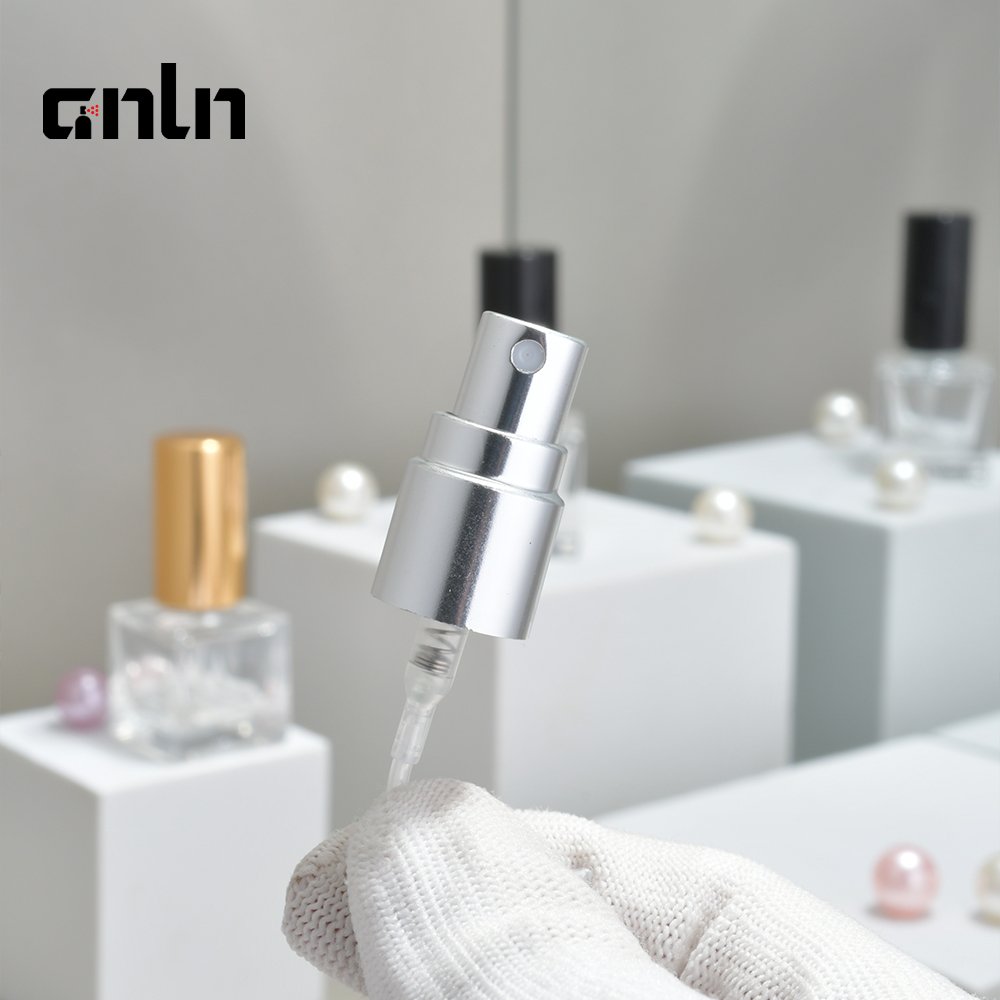 ANLN Empty 5ml mini luxury square clear glass spray perfume bottle with Gold Aluminum sprayer cap