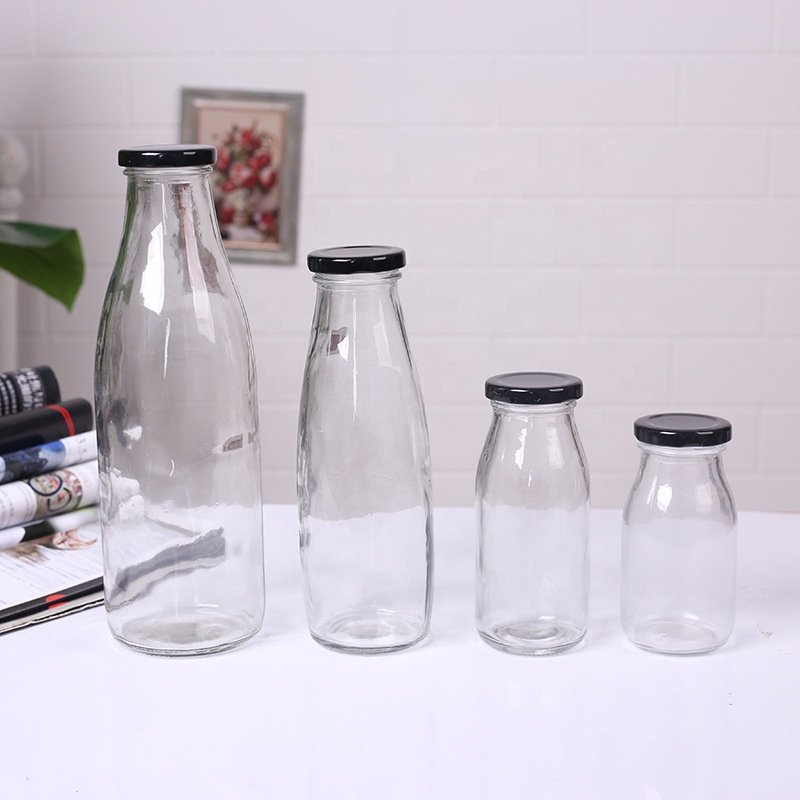 Wholesale Classic 200ml 250ml 500ml 1000ml Transparent Metal Lid Clear Milk Glass Bottle