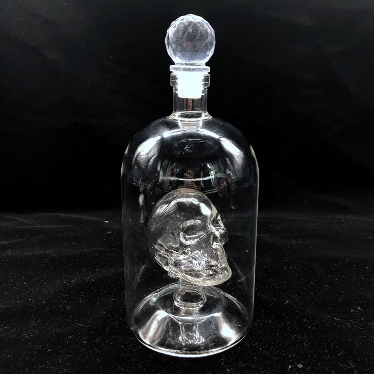 Hot Vodka Brandy Frosted Wine Glass Bottles Skull Shape Lead Free Glass Wine Bottle Whisky Decanter Gift Set