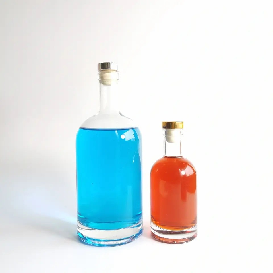 Customized 200ml 375ml 500ml 750ml 1000ml vodka whiskey glass bottle