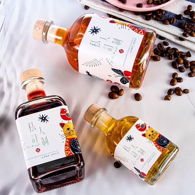 Purchase Empty Fancy Square 500ml 750ml 1000ml Liquor Liqueur Whisky Whiskey Rum Alcohol Resealable Glass Bottle