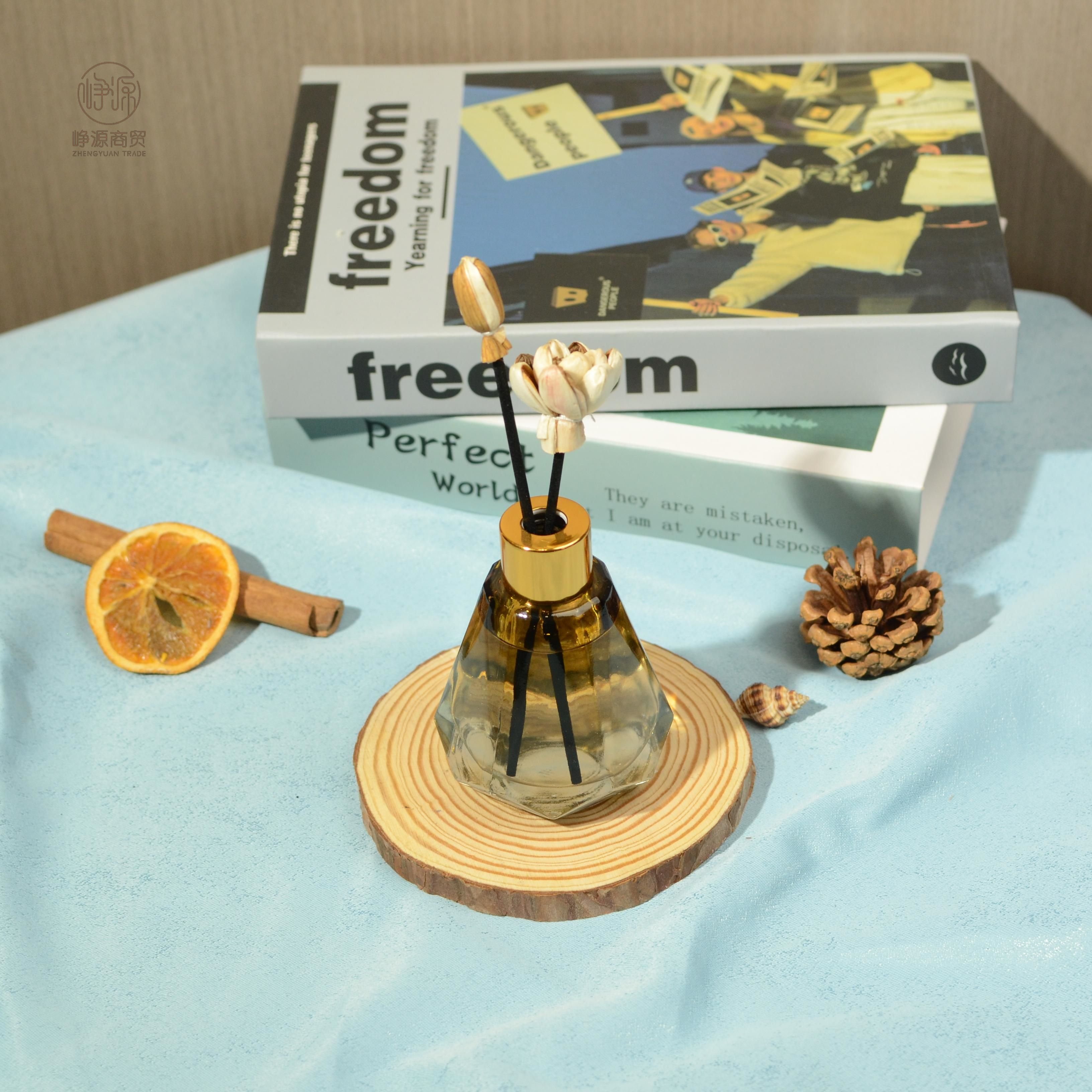 4 Scents High Quality Aroma Diffuser Gradient Colour Aromatherapy Bottle Home Office High Quality Aromatherapy Glass Bottle