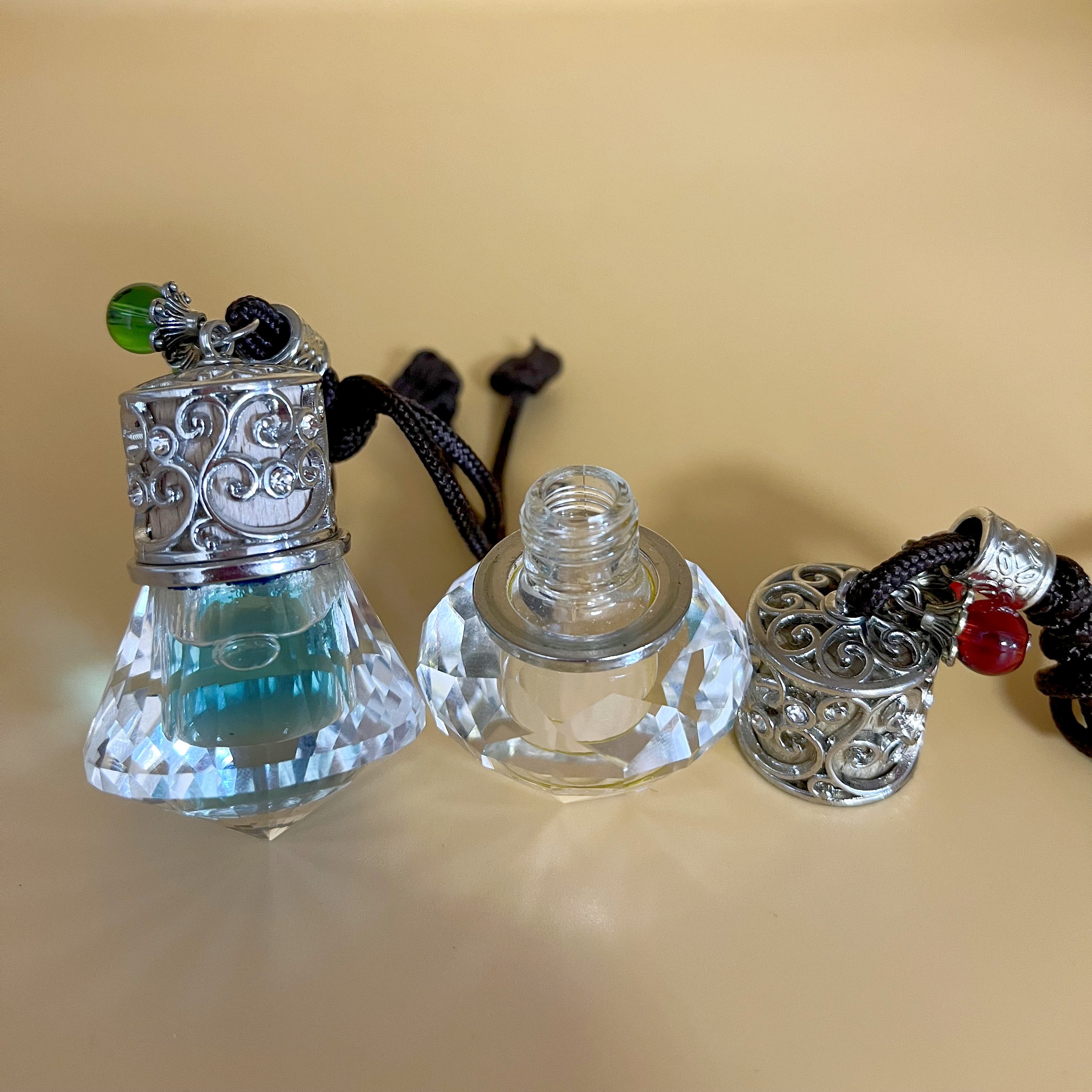 Air freshener car- Glass Bottles Share Fancy 8ml Diamond Shape Clear Perfume Glass Bottle Empty Car with Diffent metal cap