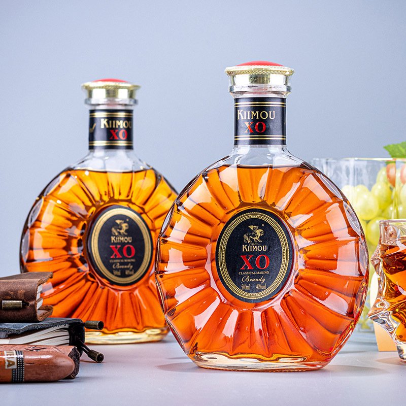 High Quality Brandy Whisky Glass Bottle with cap 500ml Custom Liquor bottle 700ml glass bottle for liquor Wholesale