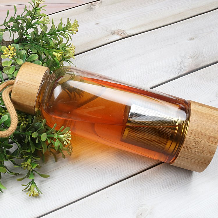 Tea Metal Infuser High Borosilicate Glass Water Bottle with Leak-proof Bamboo Lid - Reusable and Stylish