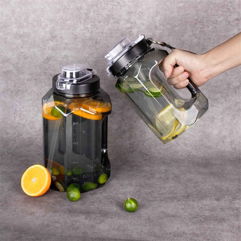 1 Gallon Water Bottle With Straw Motivational Large Water Bottle Gym Water jug with scale PETG material