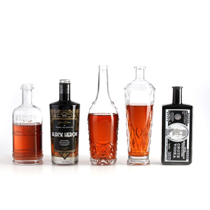 200ml 500ml 700ml 750ml 1000ml Flint glass Liquor Wine Vodka Tequila Gin bottle Fancy Liquor Glass Bottles With Sealed Cork Lid