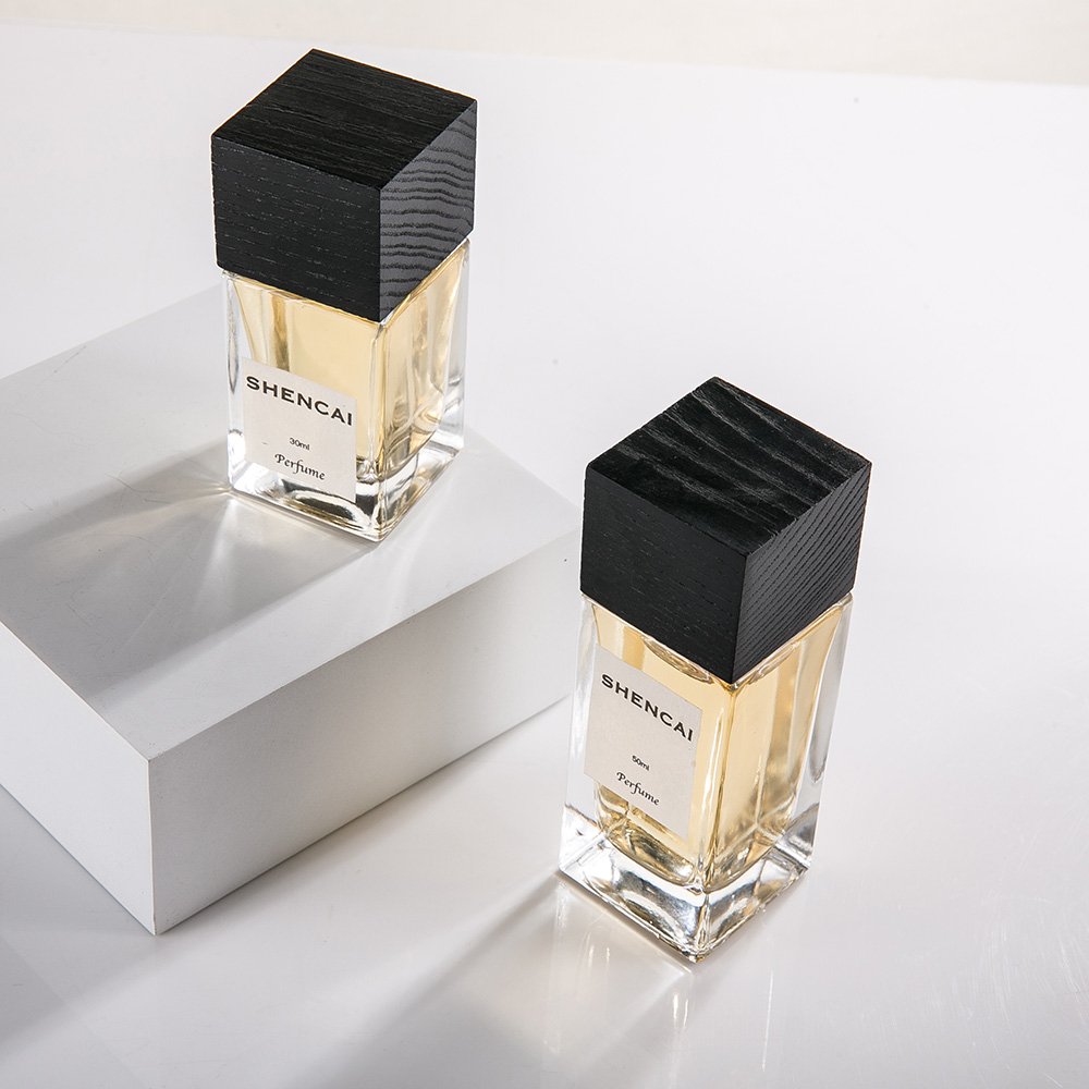 Luxury square spray perfume glass bottle 30ml 50ml wood covered glass perfume bottle