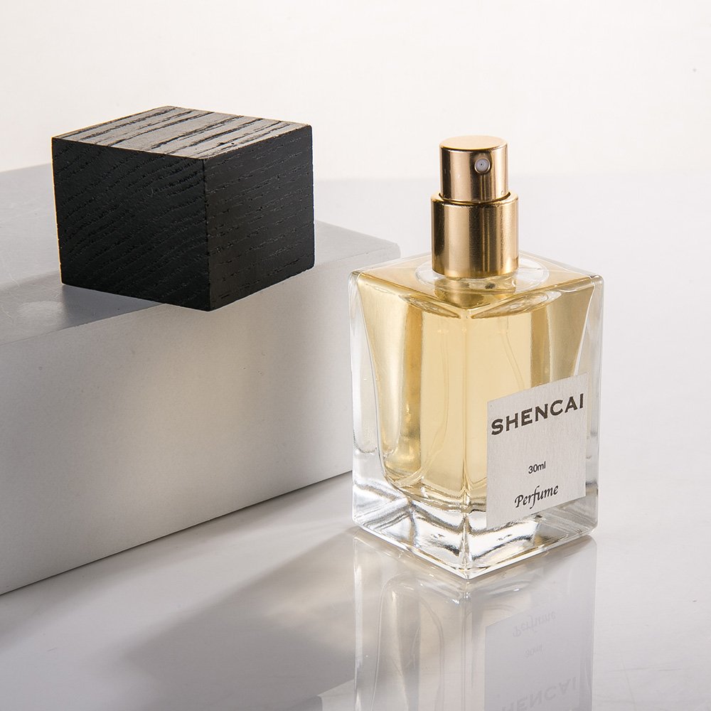 Luxury square spray perfume glass bottle 30ml 50ml wood covered glass perfume bottle