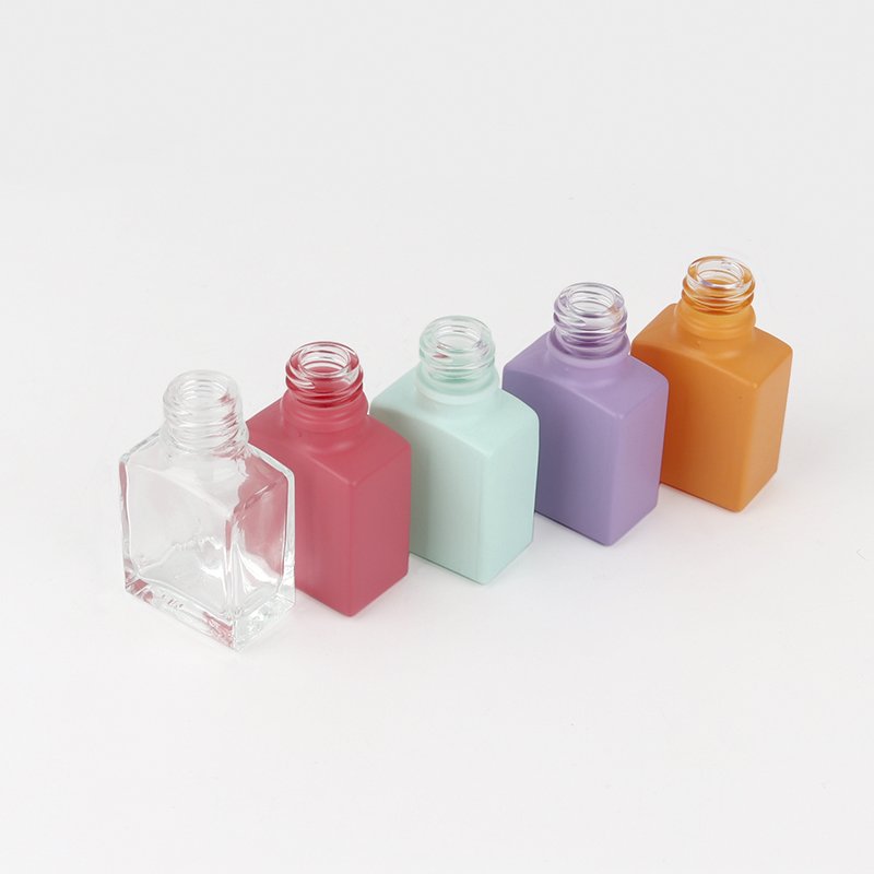 15ml 30ml 50ml Macarone Flat Square Essential Oil Bottle Perfumes Dispensed Glass Bottle with White Dropper Cosmetic Carton
