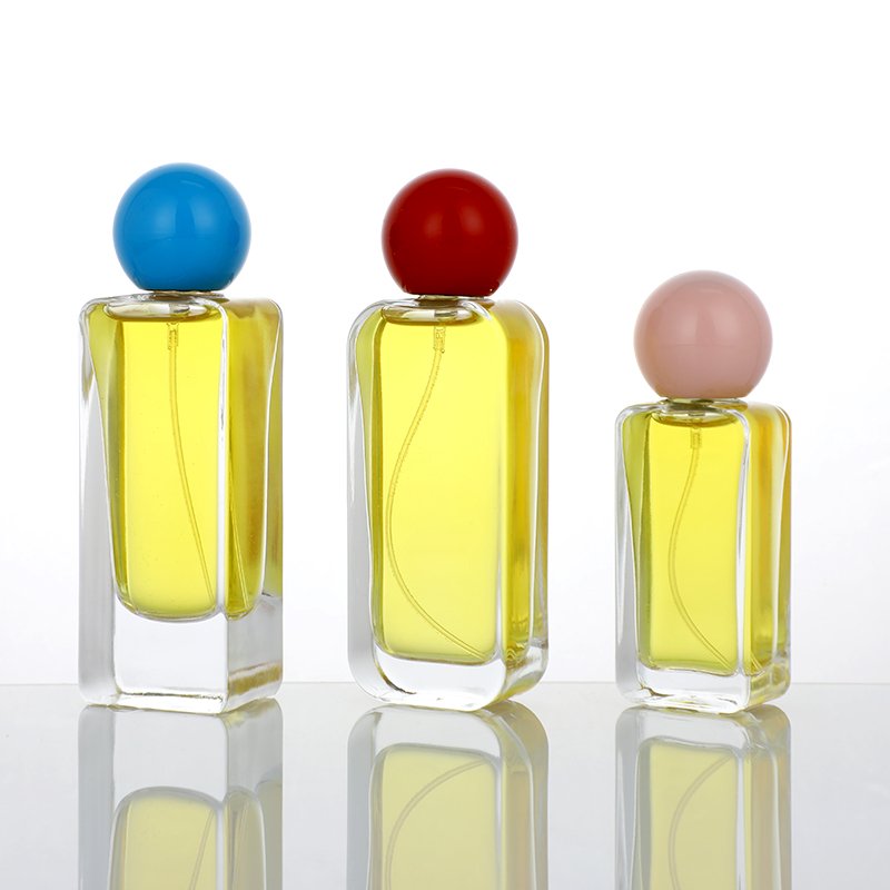 Have Stock Spray Perfume Bottle 30ml 50ml Clear Glass Perfume Bottle with Pump Spray Cap