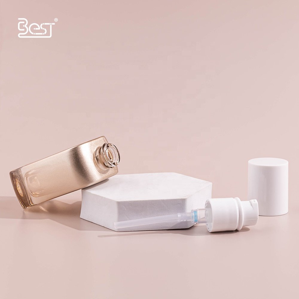 Luxury Gold Thick Bottom Skincare Cosmetic Packaging 30ml Toner Lotion Serum Glass Bottle with Pump