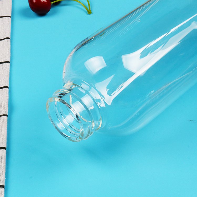 High Borosilicate Glass Bamboo Lid 1 Liter Custom Glass Water Bottle with Neoprene Sleeve Eco-Friendly and Stylish