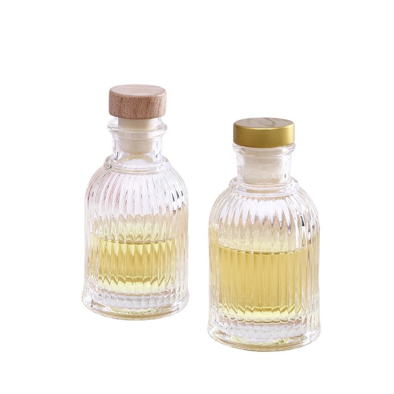 wholesale no fire room aroma bottle glass 100ml fragrance diffuser glass bottle with aluminum cap and rattan sticks