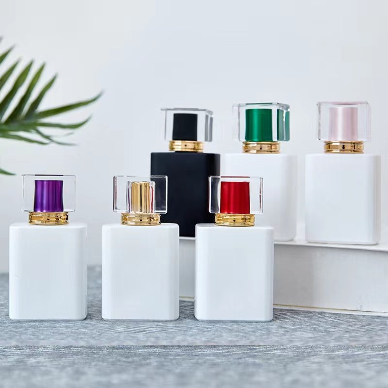 Empty Luxury 30ml 50ml Customized Clear Perfume Glass Bottle Spray Portable Bottles for Perfumes