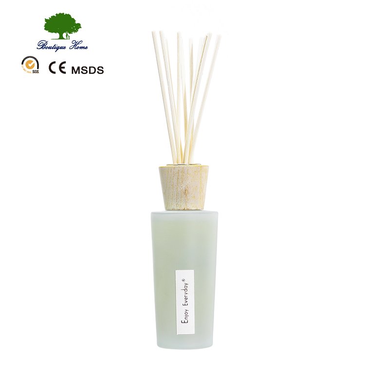 Nature Reed Aroma Oil Colorful Sticks Perfume Volatile Diffuser Fresh Air Fragrance Glass Bottle Wood Lid Reed Diffuser