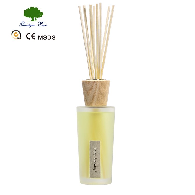 Nature Reed Aroma Oil Colorful Sticks Perfume Volatile Diffuser Fresh Air Fragrance Glass Bottle Wood Lid Reed Diffuser