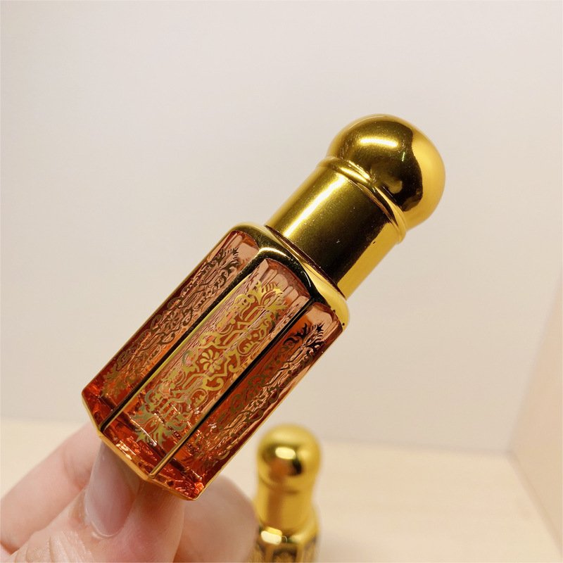 Manufacturers Supply Spiral Sealed Perfume Roller Bottle Electroplating Carved Colored Glass Essential Oil Bottle