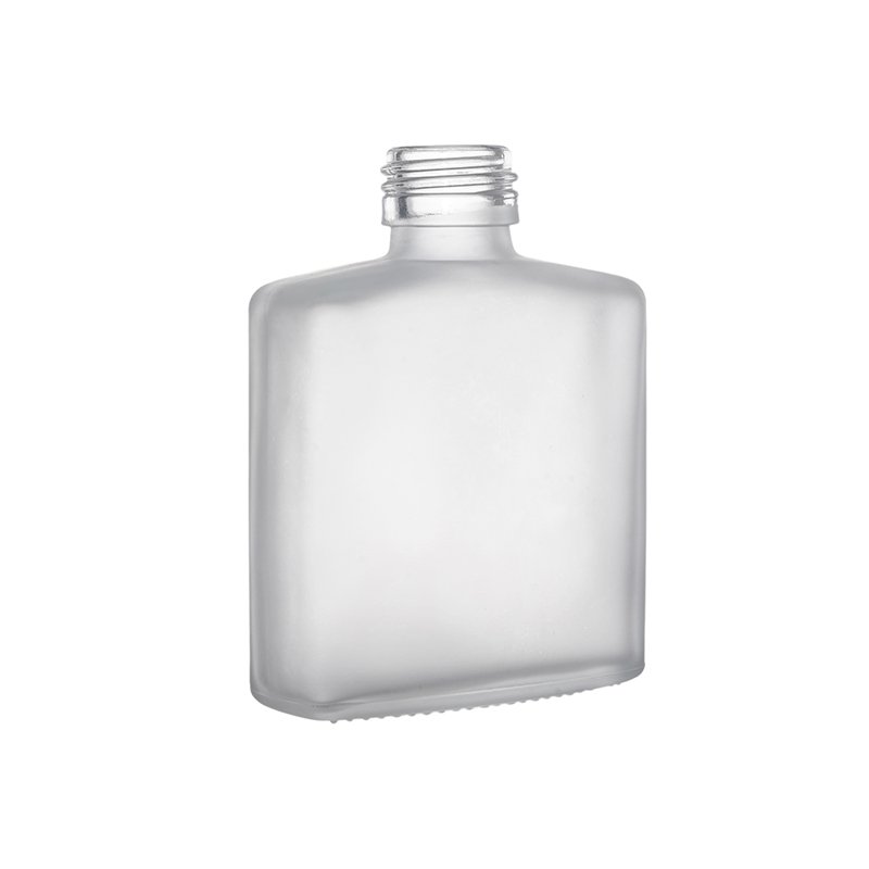 Berlin Packaging Square Flat Hip Flask Bottle Empty Drinking 180ml Flask Glass Beverage Juice Water Bottles