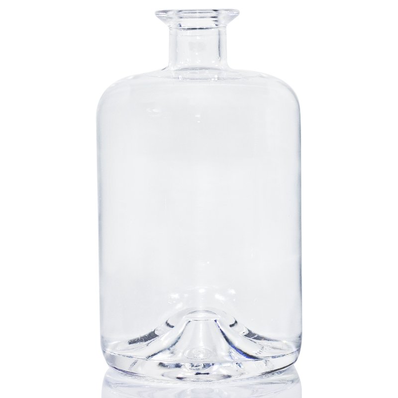700ml Bottom recessed transparent thick round glass bottle with high concave bottom
