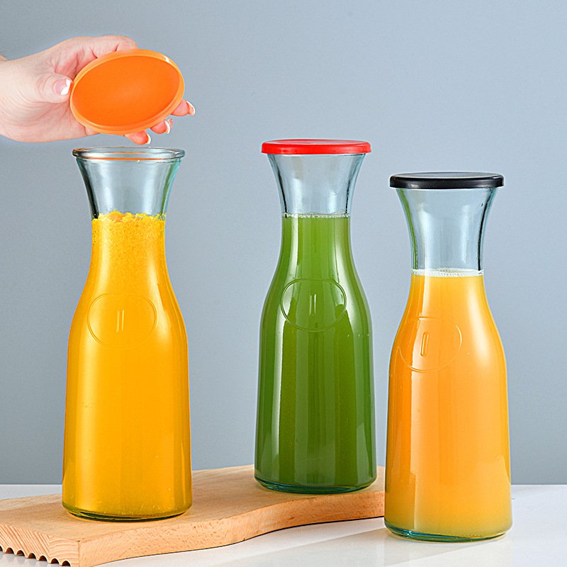 Hot Selling 500ML 1000ML Narrow Neck Transparent Glass Cold Wine Vodka Drinking Bottle With Plastic Lids