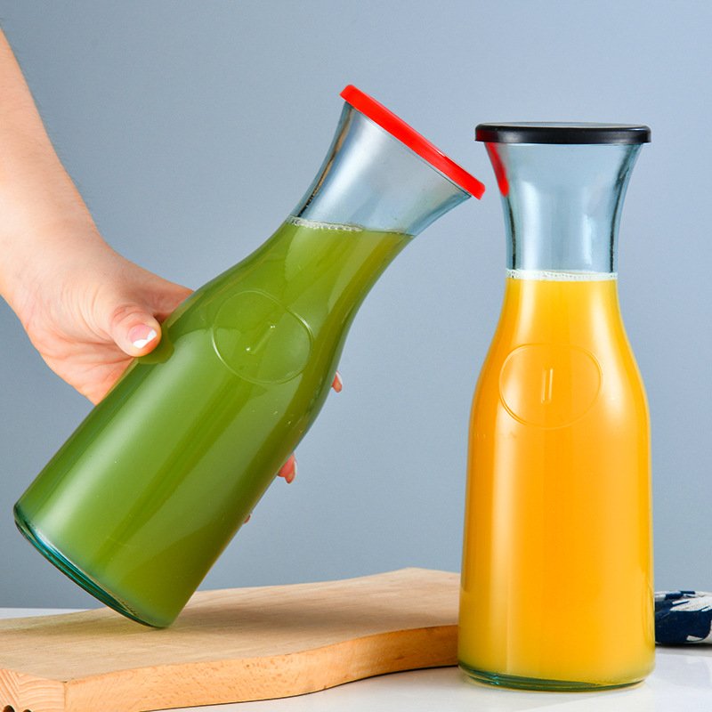 Hot Selling 500ML 1000ML Narrow Neck Transparent Glass Cold Wine Vodka Drinking Bottle With Plastic Lids