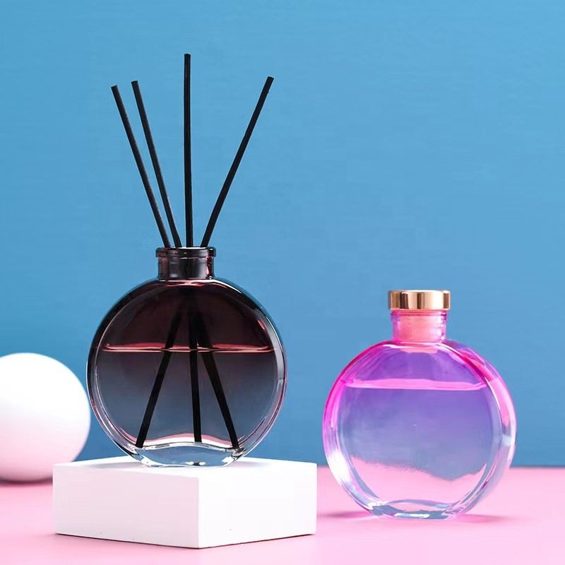 Spot Gradient color fire free glass Aromatherapy bottle & Essential oil fragrance expansion indoor fresh fragrance bottle