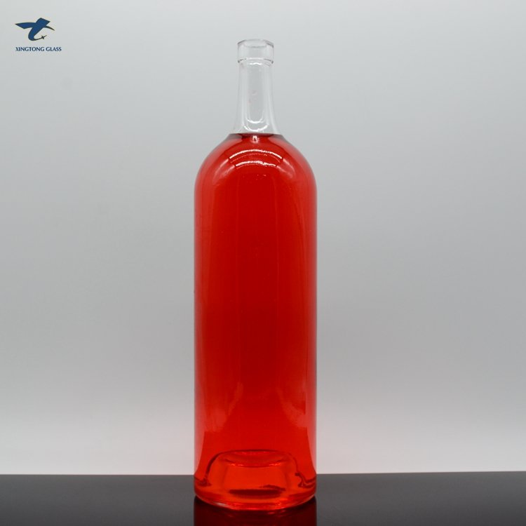 High quality round flat 200ml 500ml 700 ml 750ml 1000ml glass liquor bottle for gin vodka whiskey glass bottles with T stopper