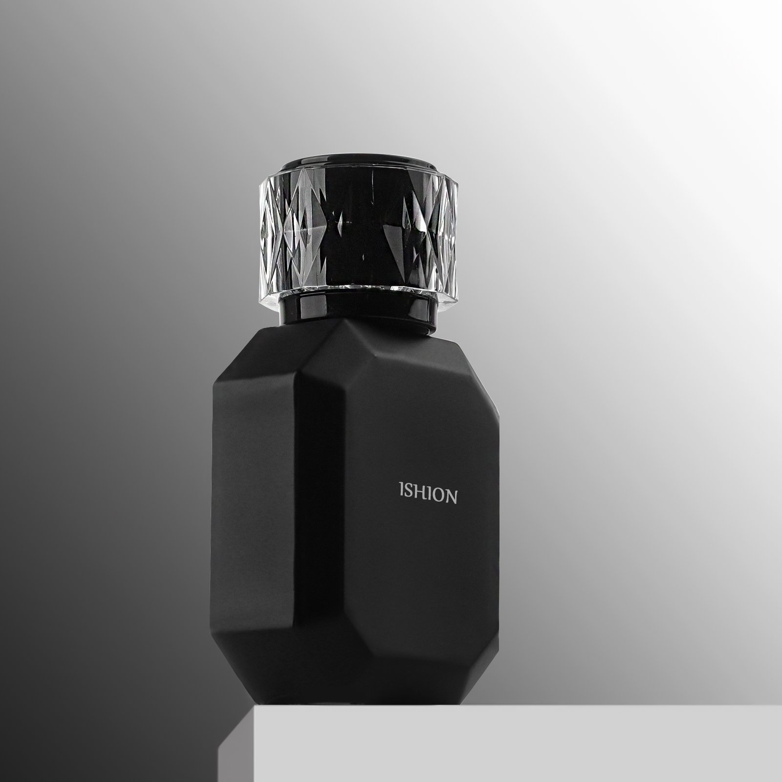 Wholesale Empty 30ml 50ml 100ml Cosmetic Luxurious Gift Women Men Clear Gorgeous Crimp Neck Glass Perfume Bottle
