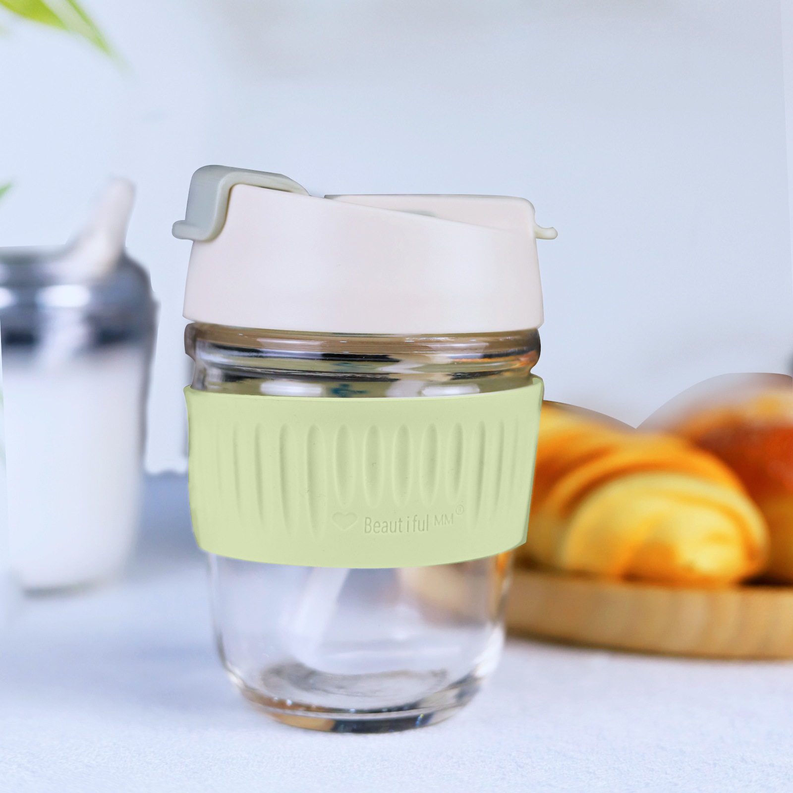 10-15oz glass bottle with sleeve and straw glasses cup Glass Drinking Bottle