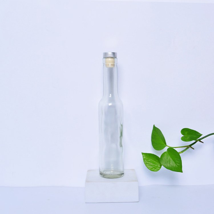 Clear Amber Black 375ml 500ml 750ml Bellissima Long Neck Portable Vodka Frosted Ice Wine Glass Bottle