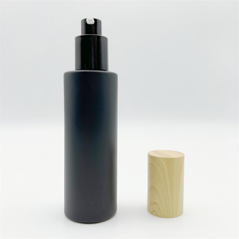 China Factory Direct 20ml 30ml 40ml 50ml 60ml 80ml 100ml 120ml Matte Black Empty Cosmetic Glass Bottles with Lotion Pump Spray