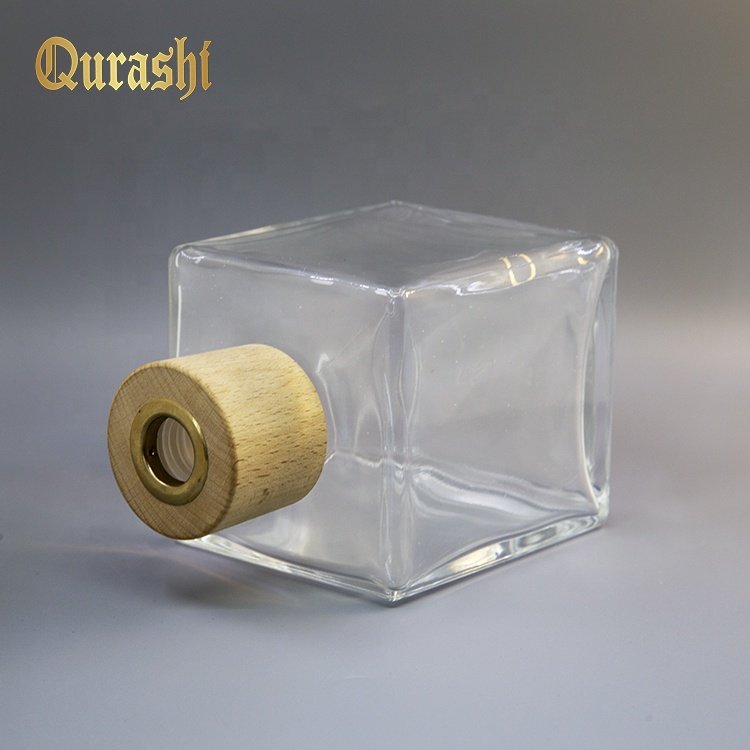 Empty Square home decoration car fragrance 500ml Aroma Reed Diffuser glass bottle With bamboo Cap diffuser bottle