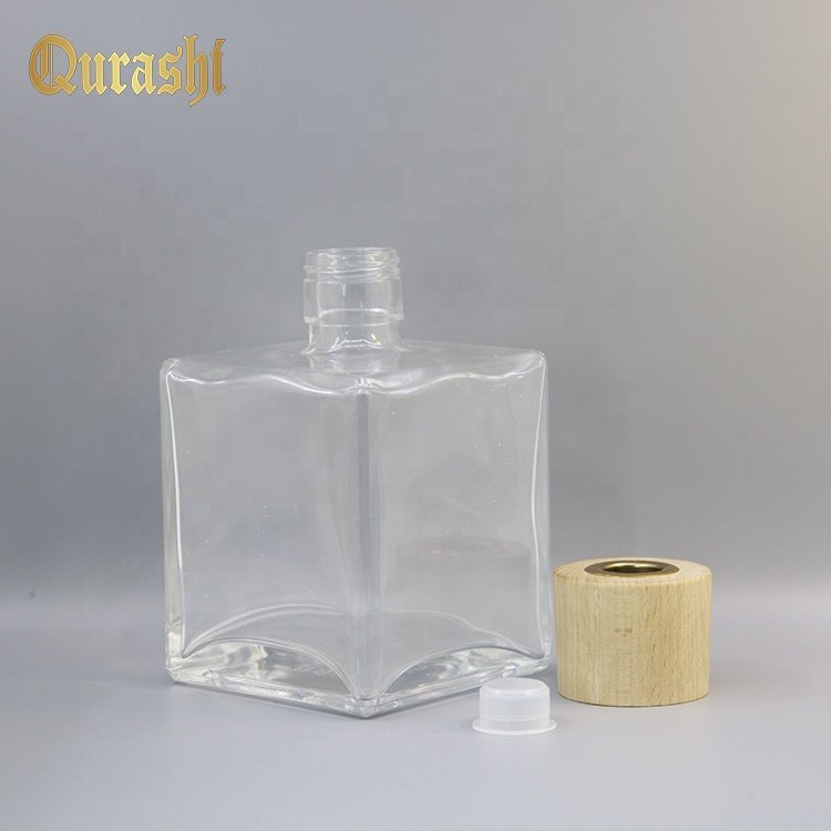 Empty Square home decoration car fragrance 500ml Aroma Reed Diffuser glass bottle With bamboo Cap diffuser bottle