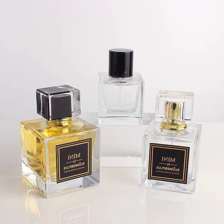 High Quality Square Transparent Perfume Glass Bottle Perfume Dispensing Empty Spray Bottle with Cap