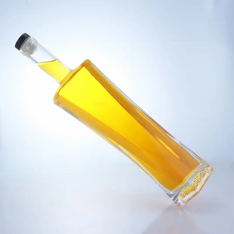 Ordinary bottle transparent European and American glass bottle thick bottoming wine bottle custom modern style