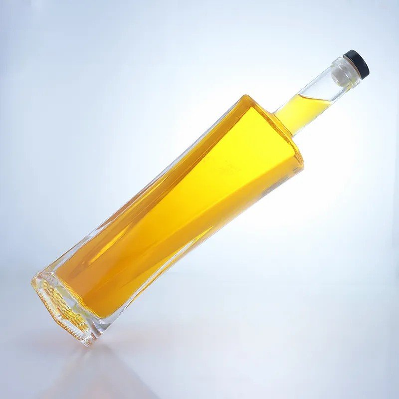 Ordinary bottle transparent European and American glass bottle thick bottoming wine bottle custom modern style