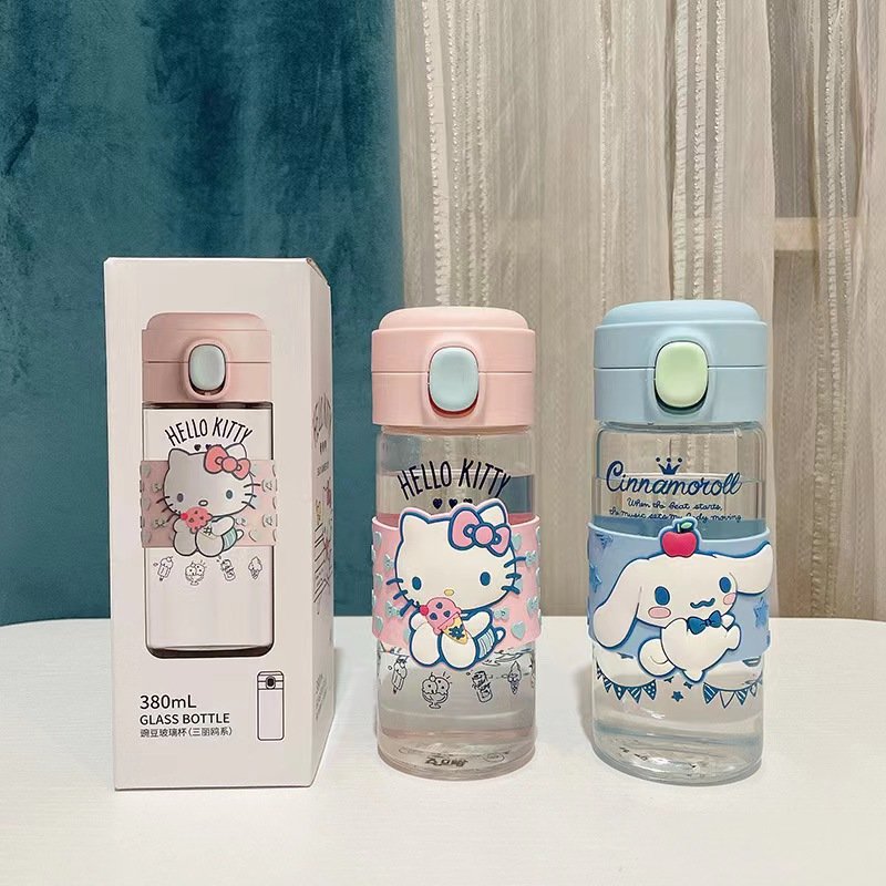 Factory top seller 2023 new arrival hello kitty glass bottle for kid Sanrio drinkware