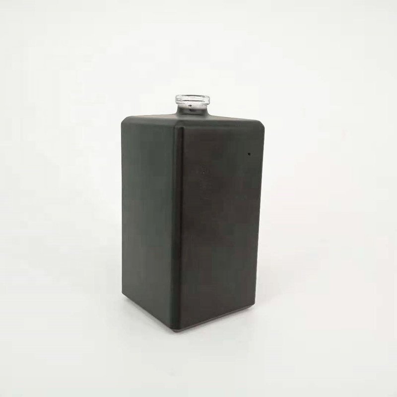 Hotsale 100ml perfume bottle matte black perfume brands glass bottle with matte black cap manufacturing company i