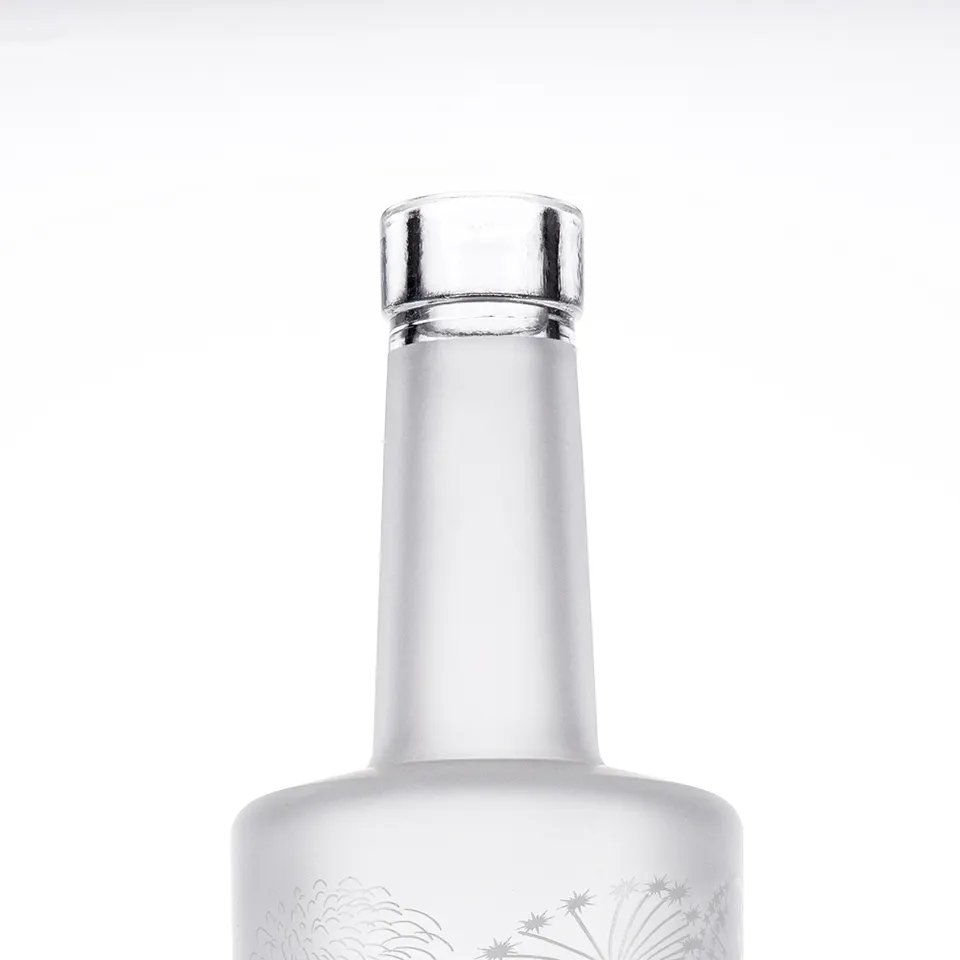 Customized Unique Design Logo Custom Color Brandy Vodka Gin Rum Vodka Whiskey Glass Bottle