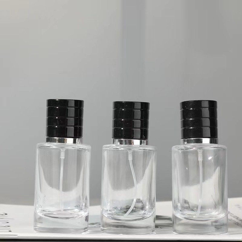 Empty Round Cylinder Shape 30ML 50ML Transparent Perfume Glass Bottle Spray Bottle Refillable