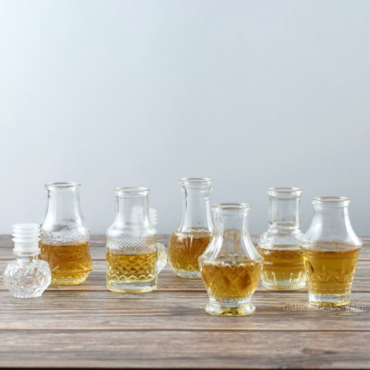 Mini Small Glass Bottles With Glass Lid For Liquor Wine Alcohol Ginger Bottle Decanter Samples Tequila
