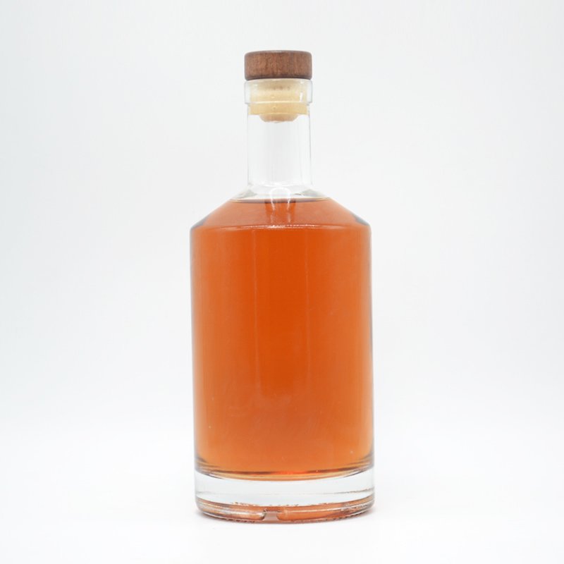 Custom 200ml 375ml 500ml 700ml 750ml 1000ml empty glass bottle vodka spirit wine bottle for liquor