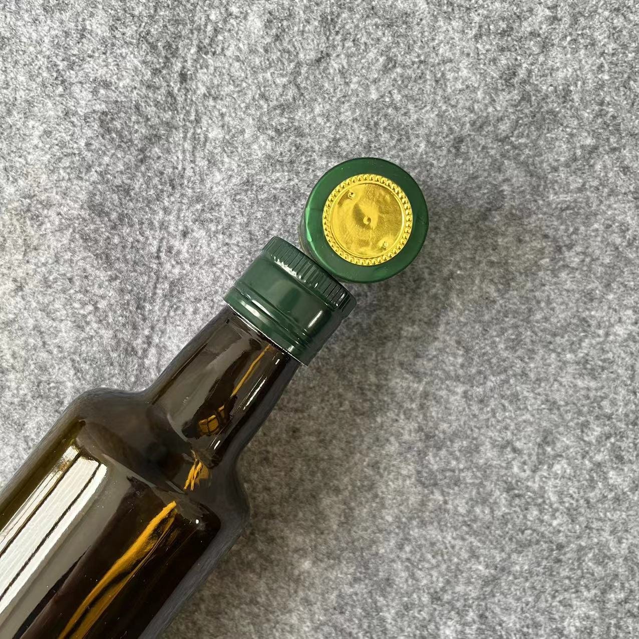 Food grade wholesale custom dark green empty olive oil dispenser bottle glass bottles for olive oil with lid
