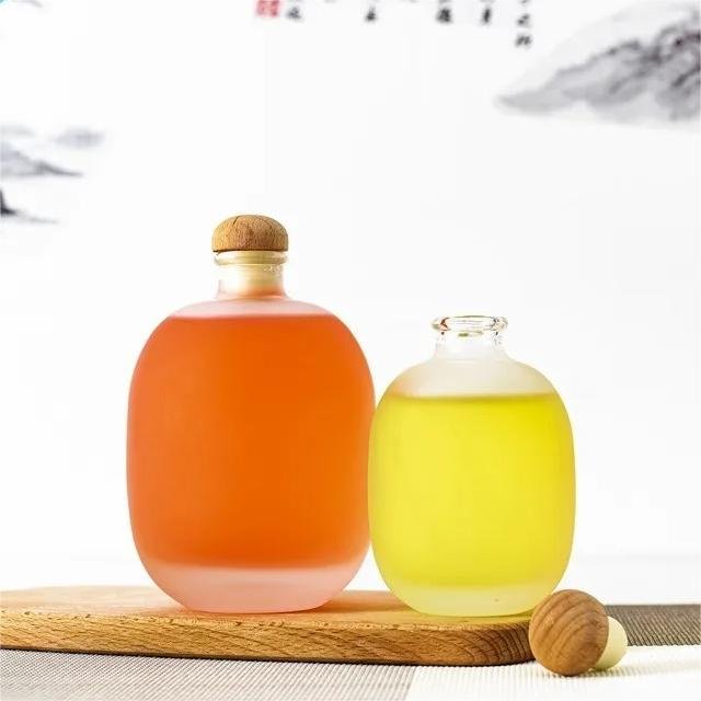 Glass bottles supplier custom liquor and beverage bottle for whisky gin rum brandy tequila mini whiskey bottle
