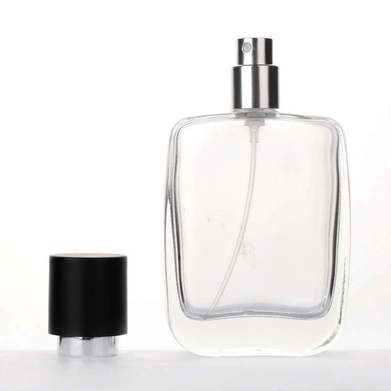 Sale Flat Square 55ml Fragrance Perfume Glass Bottle Luxury with Atomizer and Black Lids