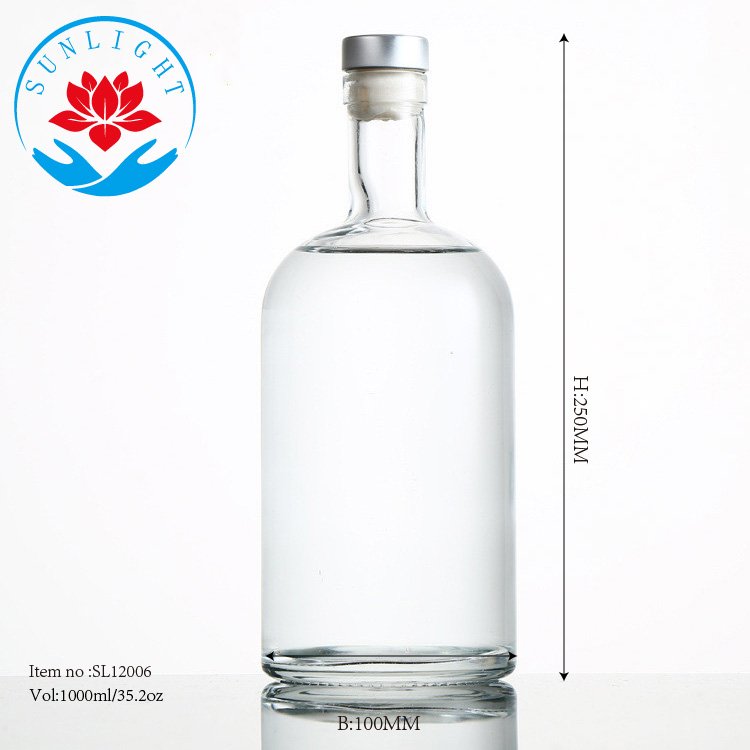 Factory Price Best Selling Products 2023 High Quality Big Capacity Glass Bottles Vodka 1000ml